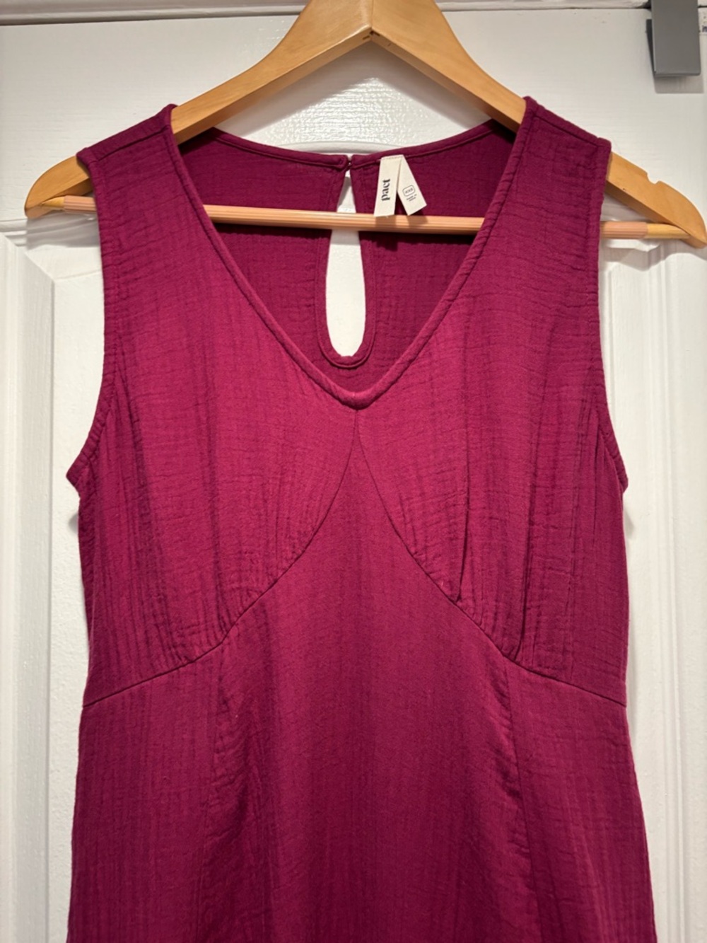 Pact Organic Cotton Sleeveless Magenta Keyhole Back Tiered Maxi Dress size XXS - Picture 3 of 11